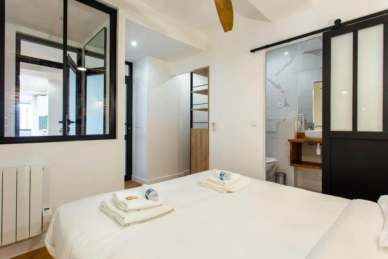 Cmg Oberkampf - Truillot D Apartment Paris France